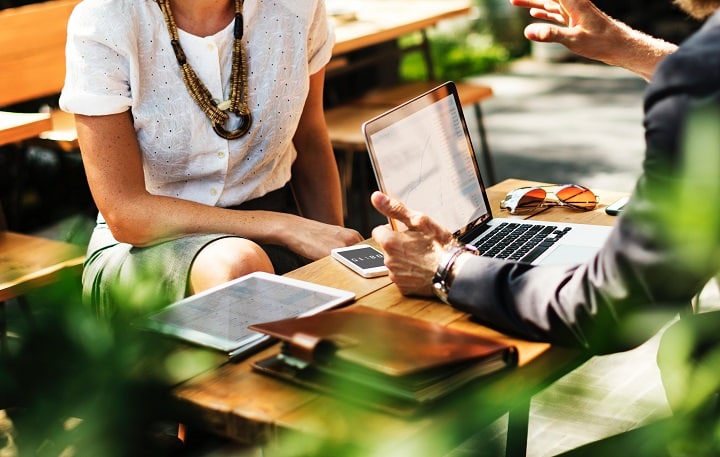 Training of an employee about his well-being at work